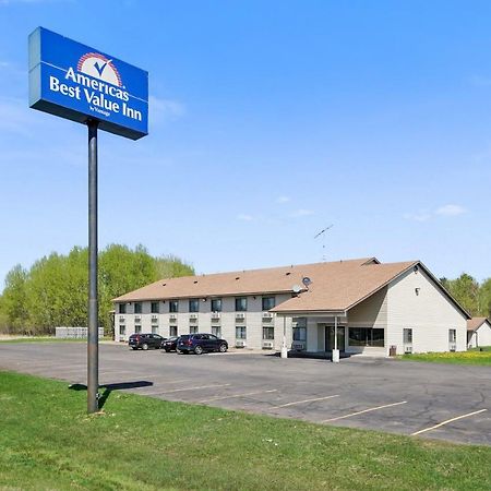 Americas Quality Inn & Suites - Finlayson Экстерьер фото